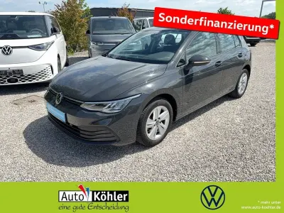Gebraucht VW Golf VIII Life 110 PS (80 kW) 2022 Grau Limousine