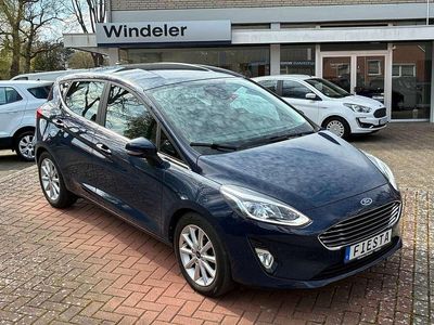 Gebraucht Ford Fiesta Titanium 125 PS (91 kW) 2019 Blazerblau Kleinwagen