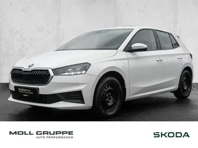 Gebraucht Skoda Fabia Active 80 PS (58 kW) 2023 Weiß Kleinwagen