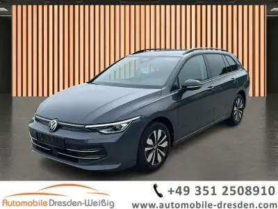 Gebraucht VW Golf VIII Goal 150 PS (110 kW) 2025 Grau delfingrau (metallic) Kombi
