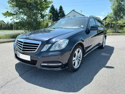 Gebraucht Mercedes E250 204 PS (150 kW) 2010 Blau Kombi