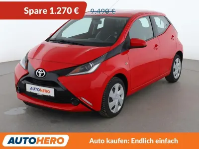 Gebraucht Toyota Aygo X-play 69 PS (50 kW) 2018 Super red v Kleinwagen