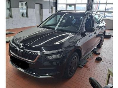 Gebraucht Skoda Kamiq Ambition 110 PS (80 kW) 2023 Schwarz magic perleffekt SUV