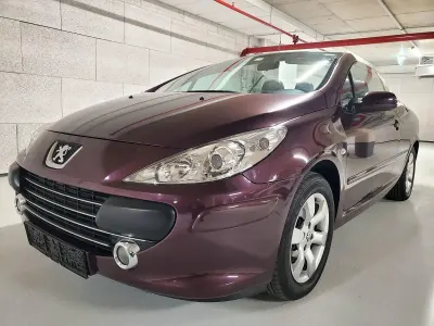 Gebraucht Peugeot 307 CC Tendance 109 PS (80 kW) 2007 Schwarz Cabrio