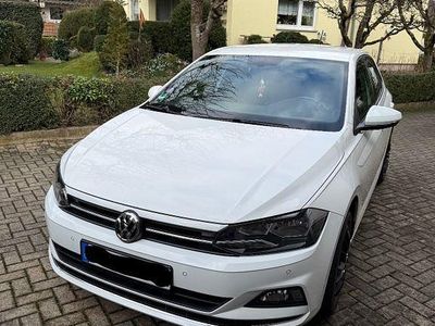 Gebraucht VW Polo Highline 95 PS (69 kW) 2019 Weiß Kleinwagen