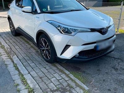 Gebraucht Toyota C-HR Lounge 98 PS (72 kW) 2017 Weiß SUV