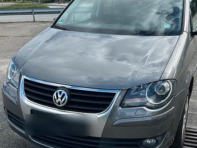 Silber Gebraucht 2009 VW Touran Van / Kleinbus | 2.500 € (Guter Preis)