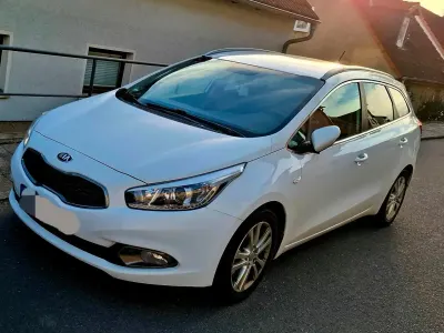 Gebraucht Kia Ceed 128 PS (94 kW) 2013 Weiß Kleinwagen