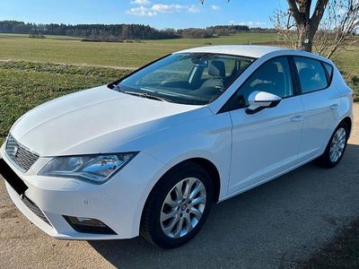 Gebraucht Seat Leon Style 110 PS (80 kW) 2015 Weiß Limousine