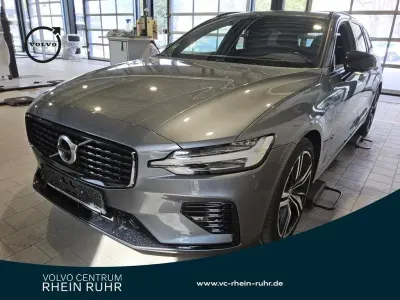 Usado Volvo V60 R-Design 341 HP (250 kW) 2020 Cinzento Carrinha