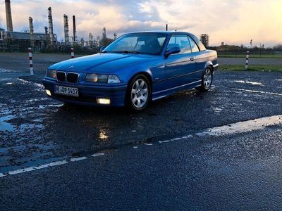 gebraucht BMW 320 Cabriolet E36 Estoril Blau