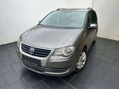 Gebraucht VW Touran Freestyle 140 PS (102 kW) 2010 Grau Van / Kleinbus