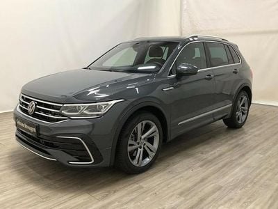Gebraucht VW Tiguan R-line 190 PS (139 kW) 2023 Delfingrau metallic SUV