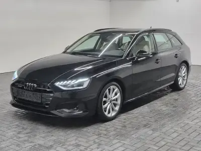 Używany Audi A4 Ambiente 204 KM (150 kW) 2021 Czarny Kombi