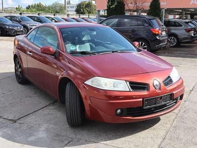 Gebraucht Renault Mégane Cabriolet Exception 111 PS (81 kW) 2008 Rot Cabrio
