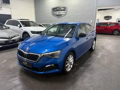 Gebraucht Skoda Scala Ambition 116 PS (85 kW) 2019 Blau Kleinwagen