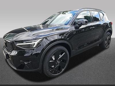 Neu Volvo XC40 Plus 197 PS (144 kW) 2025 Onyx black / metallic SUV