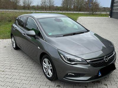 Gebraucht Opel Astra Business 125 PS (91 kW) 2017 Grau Limousine