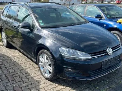 Gebraucht VW Golf VII Comfortline 110 PS (80 kW) 2013 Schwarz Kombi