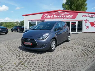 Gebraucht Hyundai ix20 90 PS (66 kW) 2016 Grau Kleinwagen