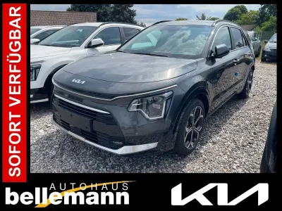 Neu Kia Niro Spirit 137 PS (100 kW) 2026 Grau SUV