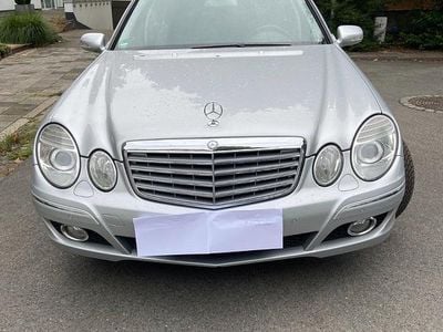 Mercedes E220