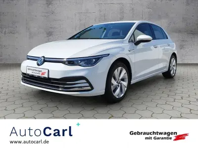 Gebraucht VW Golf VIII Style 131 PS (96 kW) 2024 Pure white Limousine