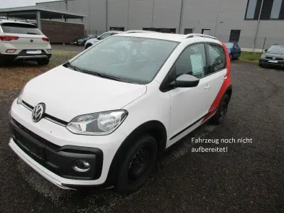 Brugt VW cross up! 75 HK (55 kW) 2017 Hvid Hatchback