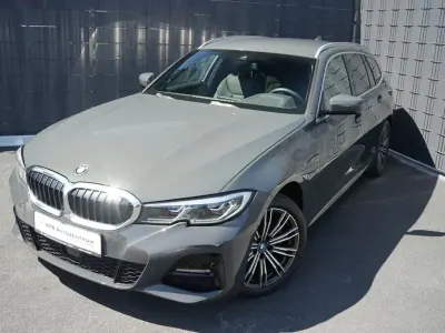 Gebraucht BMW 320e M Sport 204 PS (150 kW) 2022 Grau Kombi