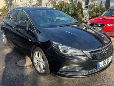 Gebraucht Opel Astra Innovation 136 PS (100 kW) 2017 Schwarz Limousine