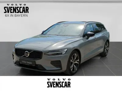 Używany Volvo V60 Plus 197 KM (144 kW) 2025 Szary Kombi