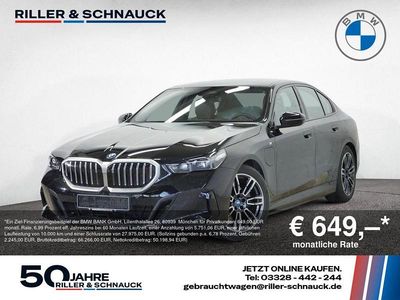 Gebraucht BMW 530e M Sport 299 PS (219 kW) 2024 Black sapphire Limousine