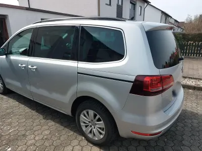 Gebraucht VW Sharan Comfortline 150 PS (110 kW) 2016 Grau Van / Kleinbus