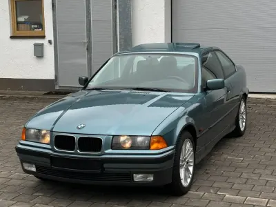 Usata BMW 316 Basis 102 CV (75 kW) 1995 Verde Coupé
