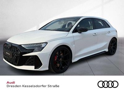 Neu Audi RS3 Sport 400 PS (294 kW) 2026 Arkonaweiß Limousine