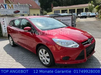 Gebraucht Ford Focus Trend 101 PS (74 kW) 2013 Rot Limousine