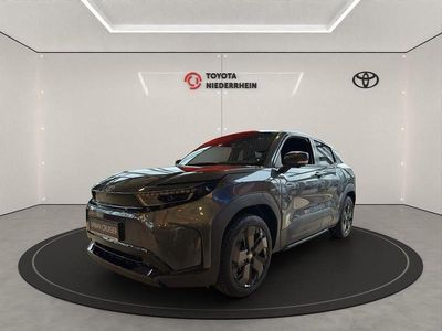 Neu Toyota Urban Cruiser Lounge 127 kW (174 PS) 2026 Grau SUV