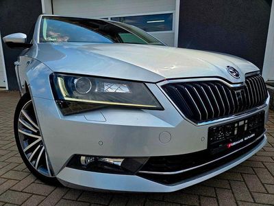 Gebraucht Skoda Superb Style 220 PS (161 kW) 2016 Silber Kombi