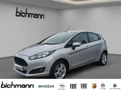 Gebraucht Ford Fiesta Trend 82 PS (60 kW) 2017 Silber Kleinwagen