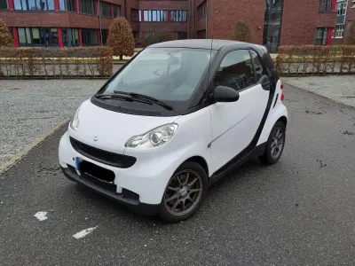 Gebraucht Smart ForTwo Coupé Pure 61 PS (44 kW) 2010 Weiß Coupé