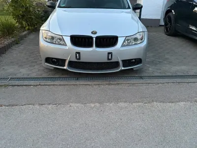 Brugt BMW 325 218 HK (160 kW) 2005 Sølv Sedan