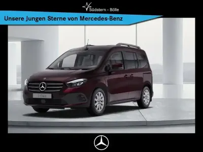 Gebraucht Mercedes T180 Progressive 131 PS (96 kW) 2025 Rot Van / Kleinbus