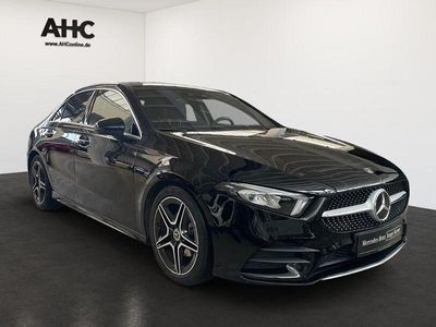 Gebraucht Mercedes A200 AMG 163 PS (119 kW) 2019 Unilack nachtschwarz Limousine
