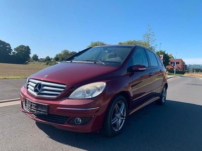 Usata Mercedes B180 109 CV (80 kW) 2005 Rosso Monovolume