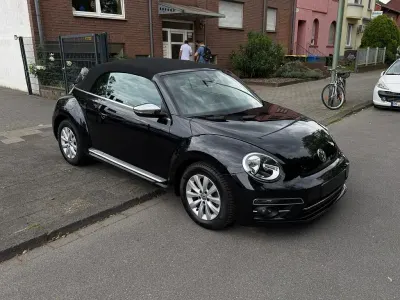 Gebraucht VW Beetle Cabriolet Design 105 PS (77 kW) 2017 Schwarz Cabrio