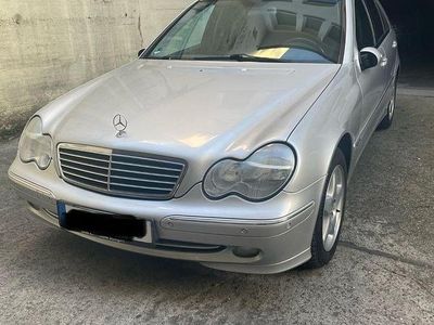 Mercedes C320