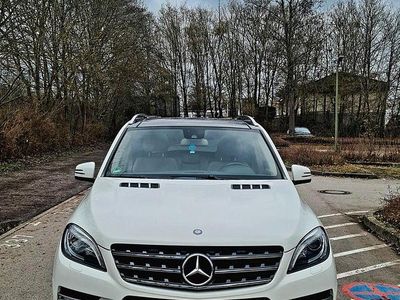 Second-hand Mercedes ML350 306 CP (225 kW) 2012 Alb SUV
