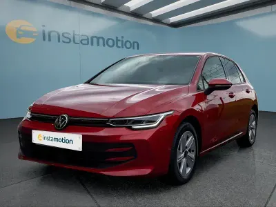 Gebraucht VW Golf VIII 150 PS (110 kW) 2025 Rot Kleinwagen