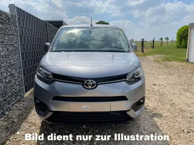 Neu Toyota Proace Verso City 131 PS (96 kW) 2026 Kombi