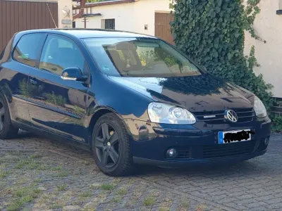 Gebraucht VW Golf VI United 105 PS (77 kW) 2008 Blau Kleinwagen